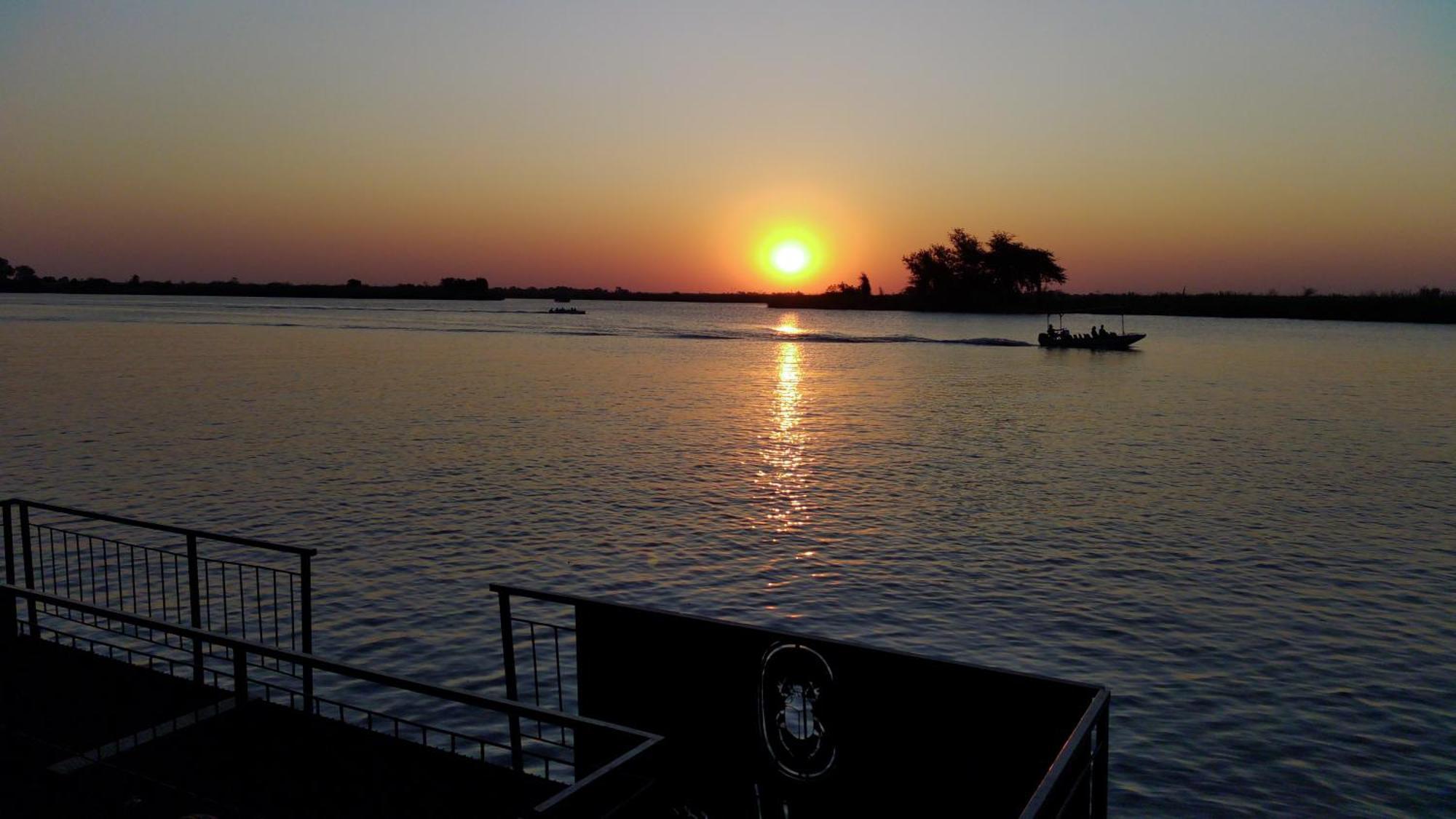 Chobe House Villa And Chalets Kasane Exteriér fotografie