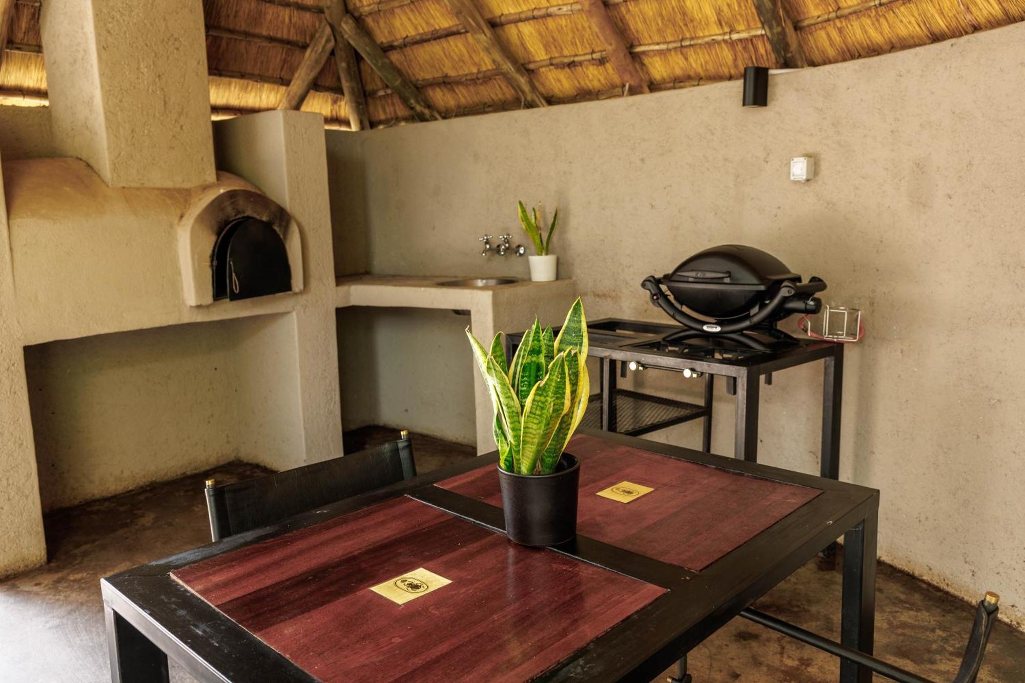 Chobe House Villa And Chalets Kasane Exteriér fotografie