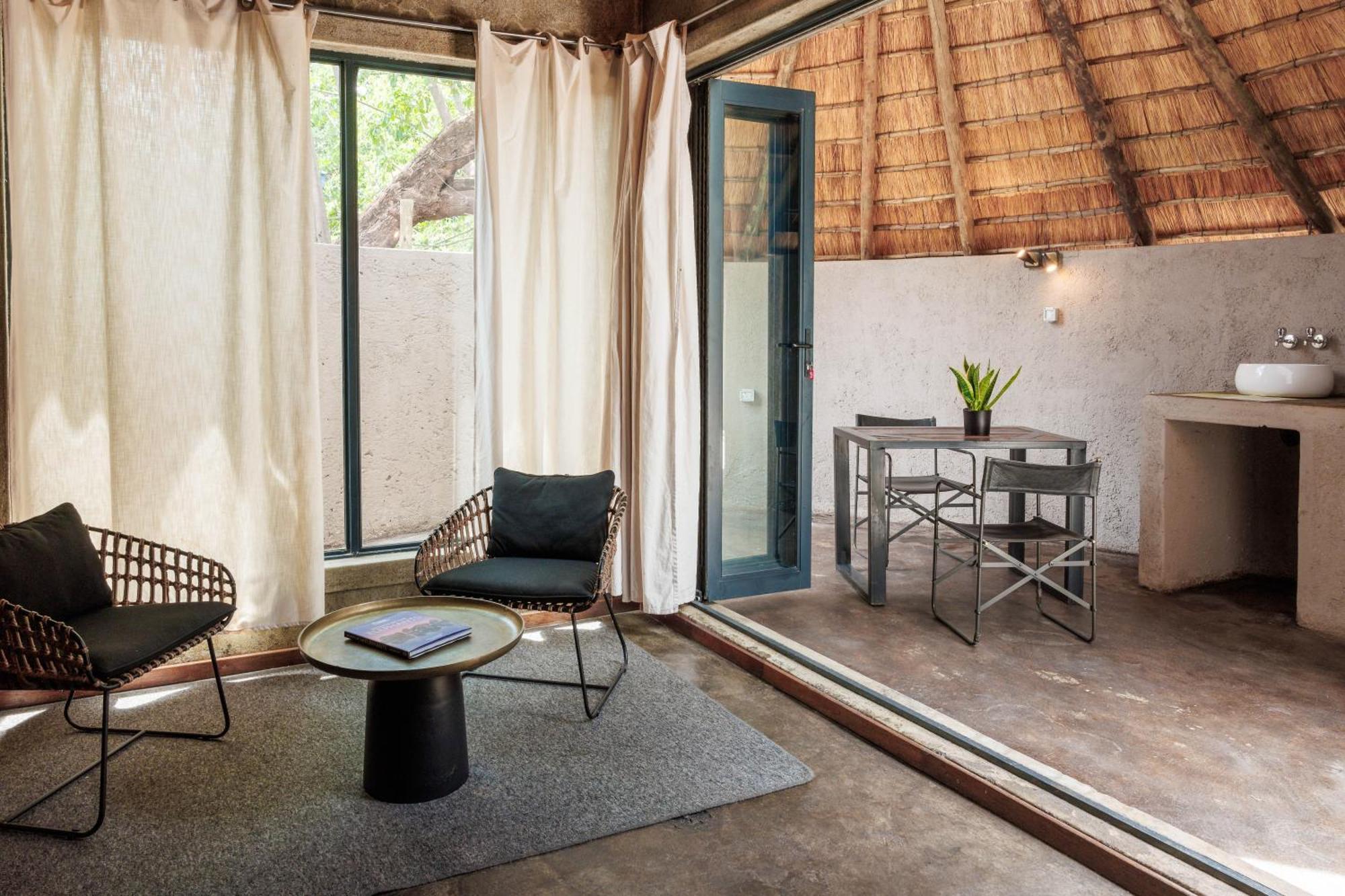 Chobe House Villa And Chalets Kasane Exteriér fotografie